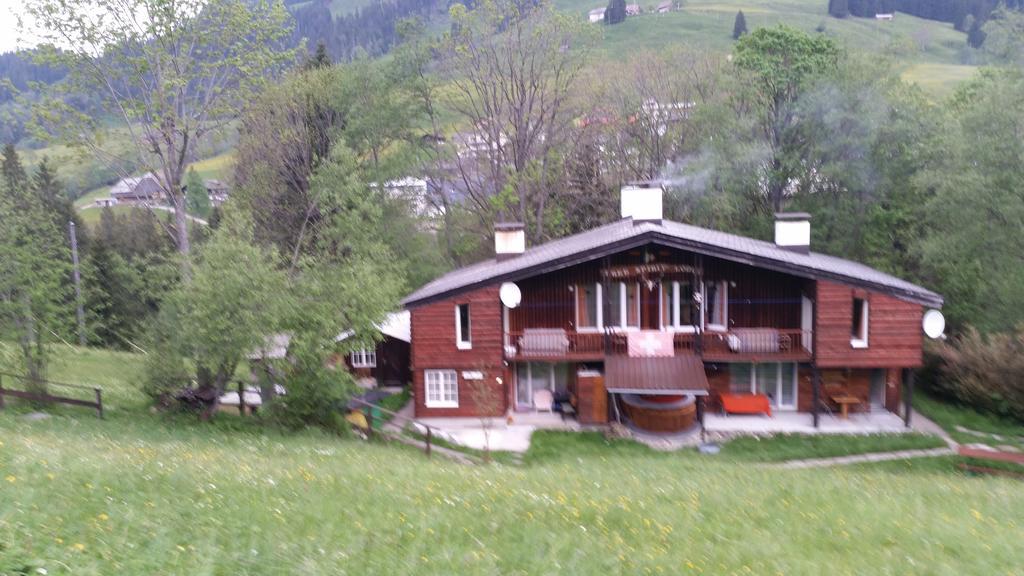 Sörenberg Free Spirit Lodge מראה חיצוני תמונה
